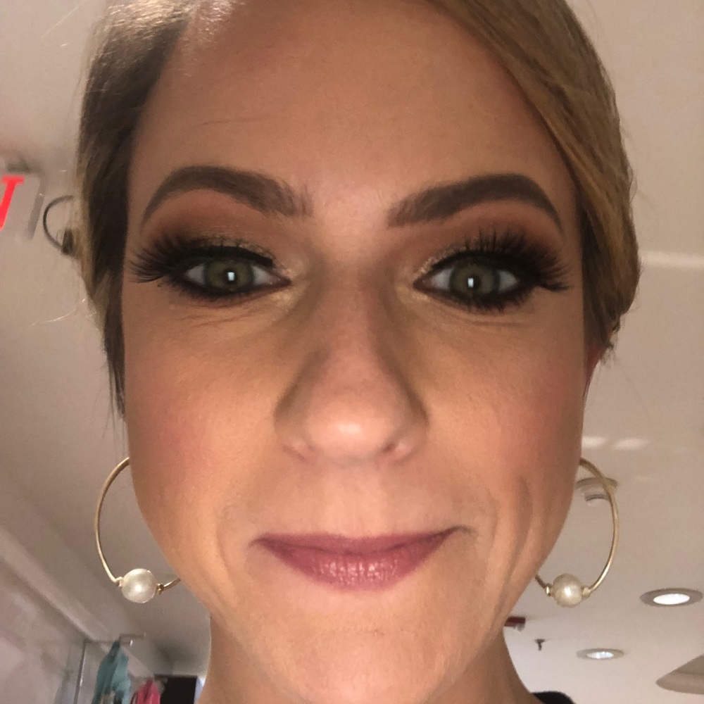 Meet your Posher, Tiffany